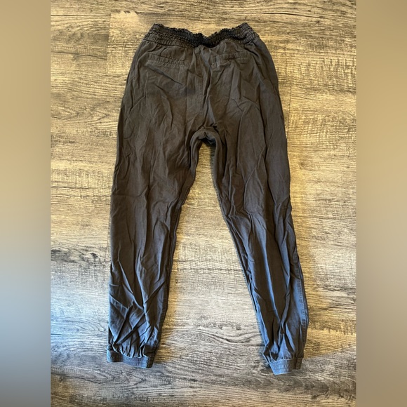 Abercrombie kids dark gray joggers - Picture 2 of 4